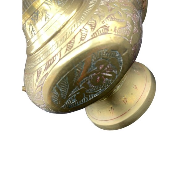 Vintage Etched Brass Tea pot Pitcher Genie Lamp 10" - Picture 8 of 12